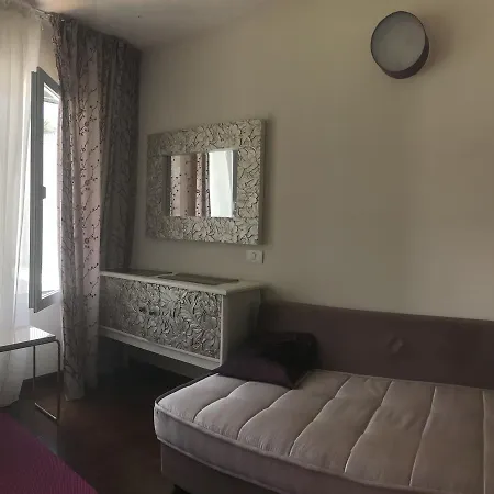 Bungalow Island Village Apartment